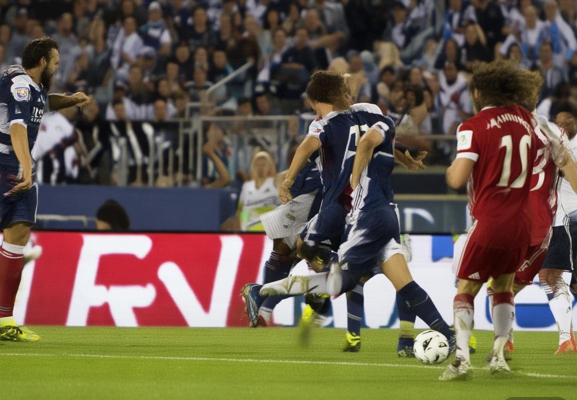 2019新英格兰革命VS温哥华白帽：巅峰对决战术解析与心理战回顾(图1)